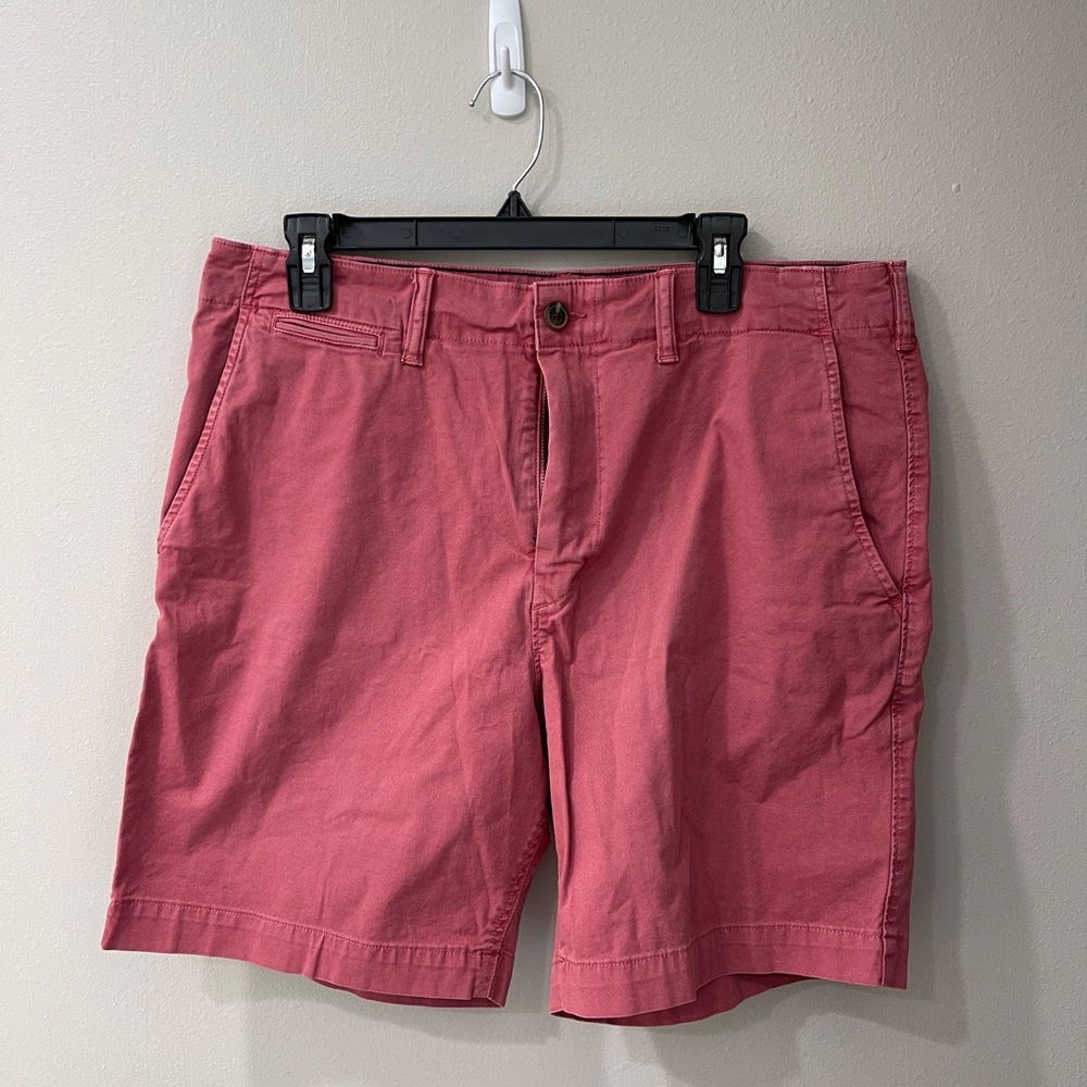 American Eagle Men's Pink/Plum 7in Classic length Shorts